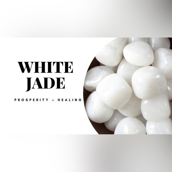 Handmade Jade Healing Crystal Necklace - Picture 6 of 6